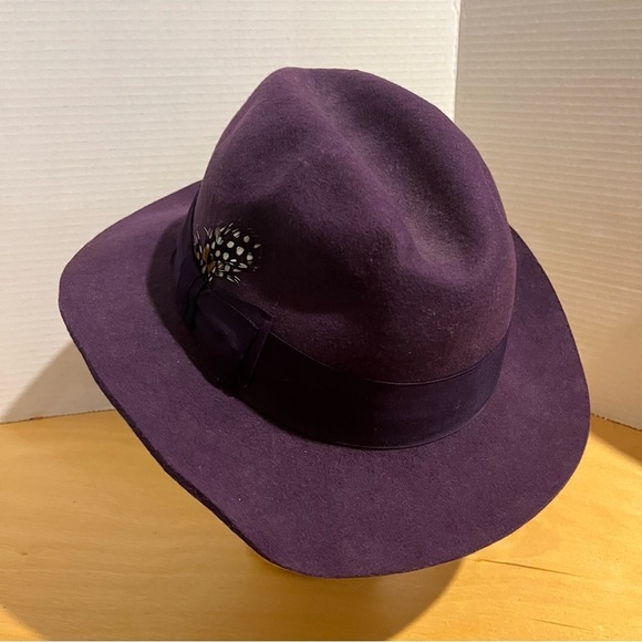 Stacy Adams Wool Fedora Hat Purple Felt Feather Ribbon Women’s Size M - Picture 3 of 9